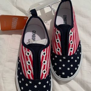 Boys Size 11 New flag sneakers